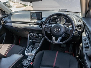Хетчбэк Mazda Demio 2016 года, 999000 рублей, Краснодар