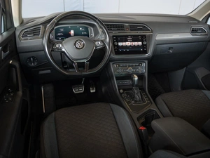 Внедорожник Volkswagen Tiguan 2020 года, 2350000 рублей, Краснодар