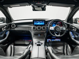 Седан Mercedes-benz C-класс 2018 года, 2700000 рублей, Красноярск