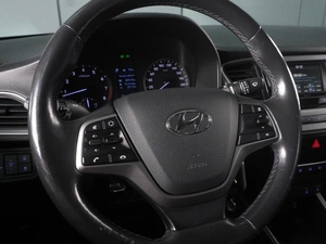 Седан Hyundai Solaris 2018 года, 1239000 рублей, Минеральные Воды