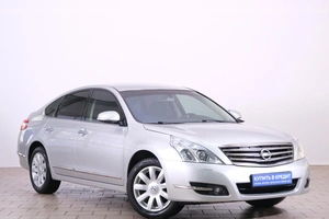 Седан Nissan Teana 2010 года, 1379000 рублей, Омск