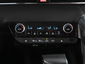 Седан Hyundai Elantra 2021 года, 1899000 рублей, Ростов-на-Дону