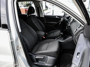 Внедорожник Volkswagen Tiguan 2015 года, 1415000 рублей, Волгоград