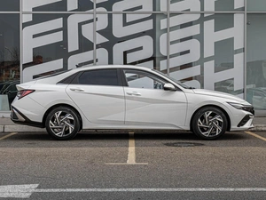 Седан Hyundai Elantra 2024 года, 2360000 рублей, Краснодар