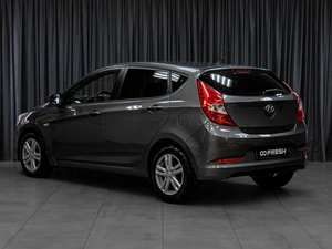 Седан Hyundai Solaris 2015 года, 999000 рублей, Тюмень