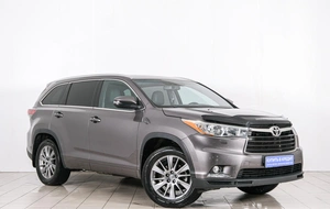 Внедорожник Toyota Highlander 2014 года, 2949000 рублей, Красноярск