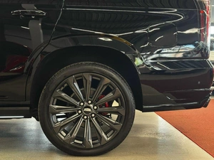 Внедорожник Cadillac Escalade-V 2026 года, 27000000 рублей, Павловская Слобода