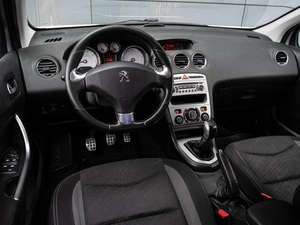 Седан Peugeot 408 2014 года, 595000 рублей, Краснодар