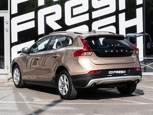 Хетчбэк Volvo V40 Cross Country 2013 года, 1335000 рублей, Волгоград