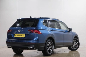 Внедорожник Volkswagen Tiguan 2018 года, 2749000 рублей, Новокузнецк