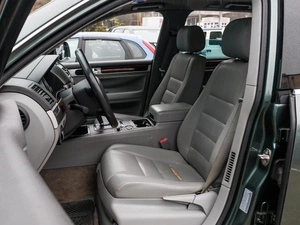 Внедорожник Volkswagen Touareg 2003 года, 1150000 рублей, Большой Сочи