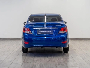 Седан Hyundai Solaris 2011 года, 859000 рублей, Саратов