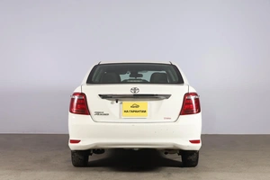 Седан Toyota Corolla Axio 2021 года, 1404000 рублей, Новосибирск