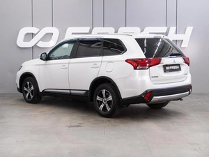 Внедорожник Mitsubishi Outlander 2018 года, 1999000 рублей, Воронеж