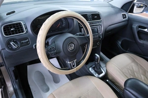 Седан Volkswagen Polo 2014 года, 819000 рублей, Омск