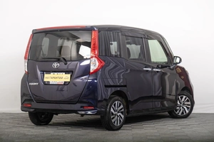 Минивэн Toyota Roomy 2021 года, 1199000 рублей, Томск