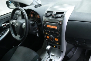 Седан Toyota Corolla 2012 года, 1168000 рублей, Солонцы