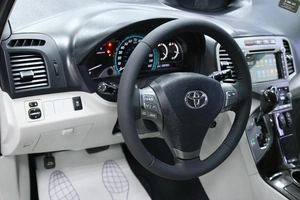 Внедорожник Toyota Venza 2011 года, 1848000 рублей, Солонцы