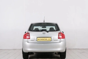 Хетчбэк Toyota Auris 2007 года, 729000 рублей, Красноярск