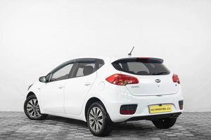 Хетчбэк Kia Ceed 2016 года, 899000 рублей, Кемерово