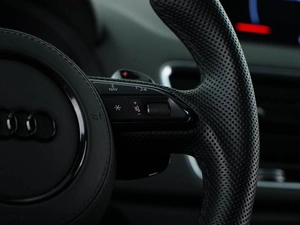Внедорожник Audi Q3 2015 года, 2145055 рублей, Москва