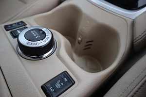 Внедорожник Nissan X-Trail 2015 года, 1650000 рублей, Мирное