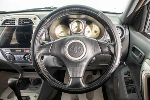 Внедорожник Toyota RAV4 2000 года, 649000 рублей, Барнаул