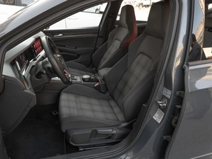 Хетчбэк Volkswagen Golf GTI 2020 года, 3649000 рублей, Саратов
