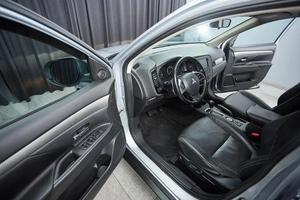Внедорожник Mitsubishi Outlander 2012 года, 1449000 рублей, Красноярск