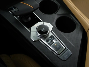 Лифтбек Changan UNI-V 2022 года, 1998077 рублей, Москва