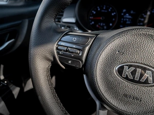 Седан Kia Rio 2019 года, 1085000 рублей, Краснодар
