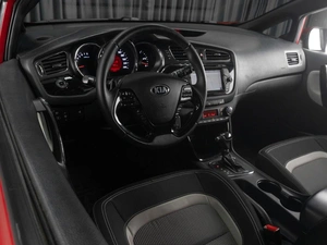 Хетчбэк Kia Ceed 2014 года, 1395000 рублей, Тюмень