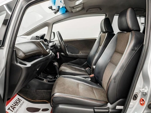 Универсал Honda Fit Shuttle 2013 года, 950000 рублей, Красноярск