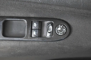 Хетчбэк Peugeot 207 2007 года, 409000 рублей, Кемерово