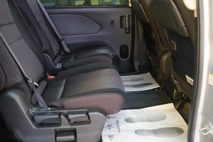 Минивэн Nissan Serena 2019 года, 2619000 рублей, Омск