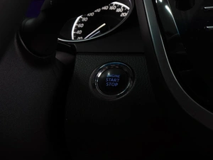 Седан Toyota Camry 2021 года, 2799000 рублей, Воронеж