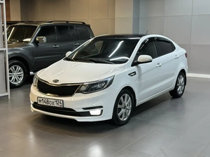 Седан Kia Rio 2015 года, 897000 рублей, Красноярск