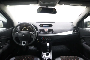 Хэтчбек Renault Megane 2011 года, 790000 рублей, Брянск