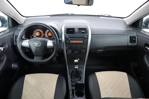 Седан Toyota Corolla 2010 года, 990000 рублей, Брянск