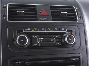 Минивэн Volkswagen Touran 2010 года, 799000 рублей, Ростов-на-Дону