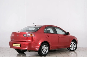 Седан Mitsubishi Lancer 2012 года, 899000 рублей, Красноярск