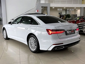 Универсал Audi A6 2019 года, 4347000 рублей, Солонцы