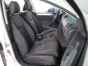 Хетчбэк Volkswagen Golf 2011 года, 649000 рублей, Воронеж