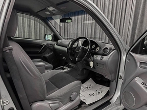 Внедорожник Toyota RAV4 2003 года, 680000 рублей, Красноярск
