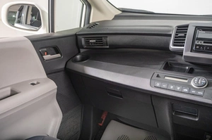 Минивэн Honda Freed 2012 года, 1099000 рублей, Томск