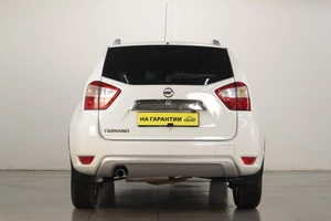 Внедорожник Nissan Terrano 2015 года, 999000 рублей, Челябинск