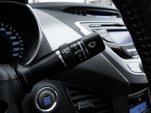 Седан Hyundai Elantra 2011 года, 850000 рублей, Ставрополь
