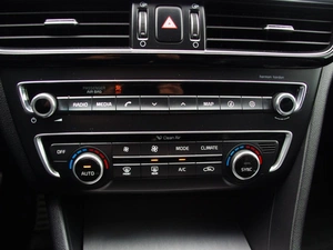 Седан Kia Optima 2017 года, 2370000 рублей, Владимир