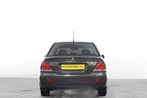 Седан Mitsubishi Lancer 2004 года, 389000 рублей, Барнаул