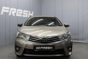 Седан Toyota Corolla 2013 года, 1320000 рублей, Омск